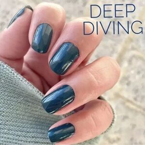 *Retired* Color Street: Deep Diving | Navy Blue Evening Fall Solid Classic